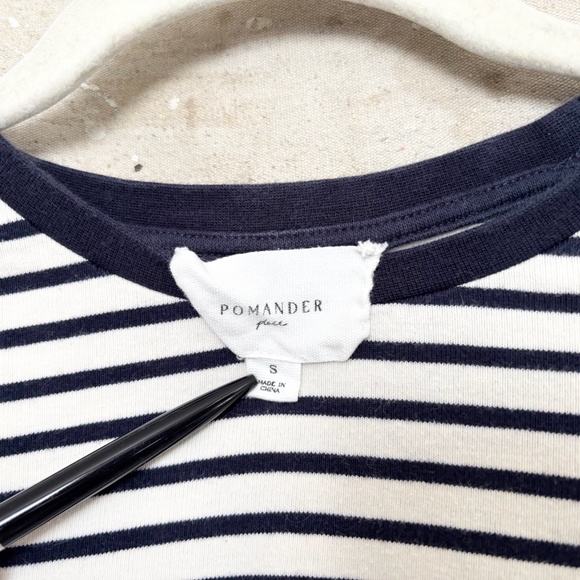 Tuckernuck Pomander Place Navy Striped Knit Popover Top - Picture 3 of 6